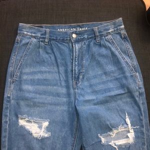 American eagle ripped mom jeans
